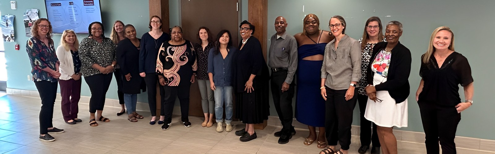 Colleagues from the Milwaukee Community Advisory Board, UW-CTRI, the Wisconsin Department of Health Services and other stakeholders met in Milwaukee to discuss ways to help African Americans who want to quit tobacco use to succeed.